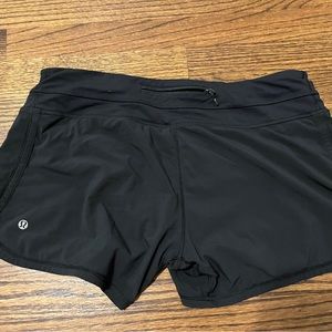 Lululemon shorts size 10